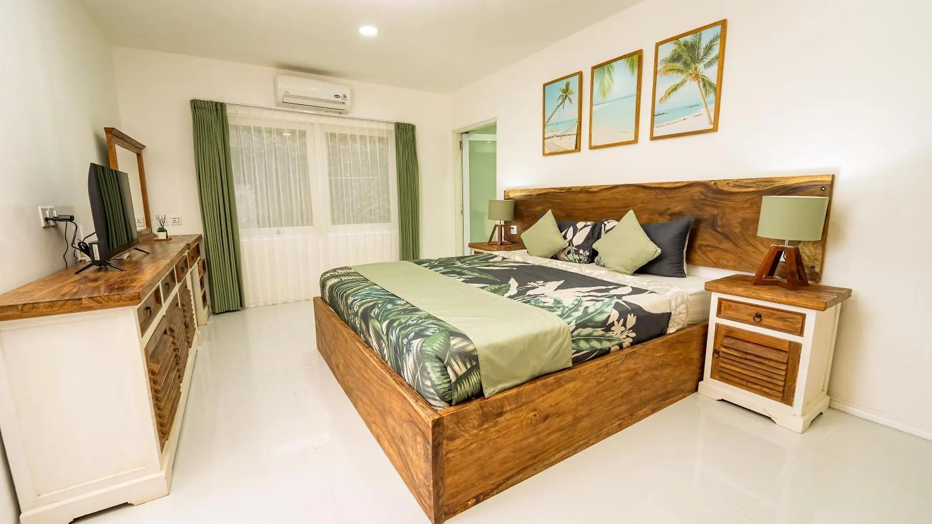 Spacious 3 Bedroom Villa With Private Pool And Billiards Seminyak   Seminyak (Bali)