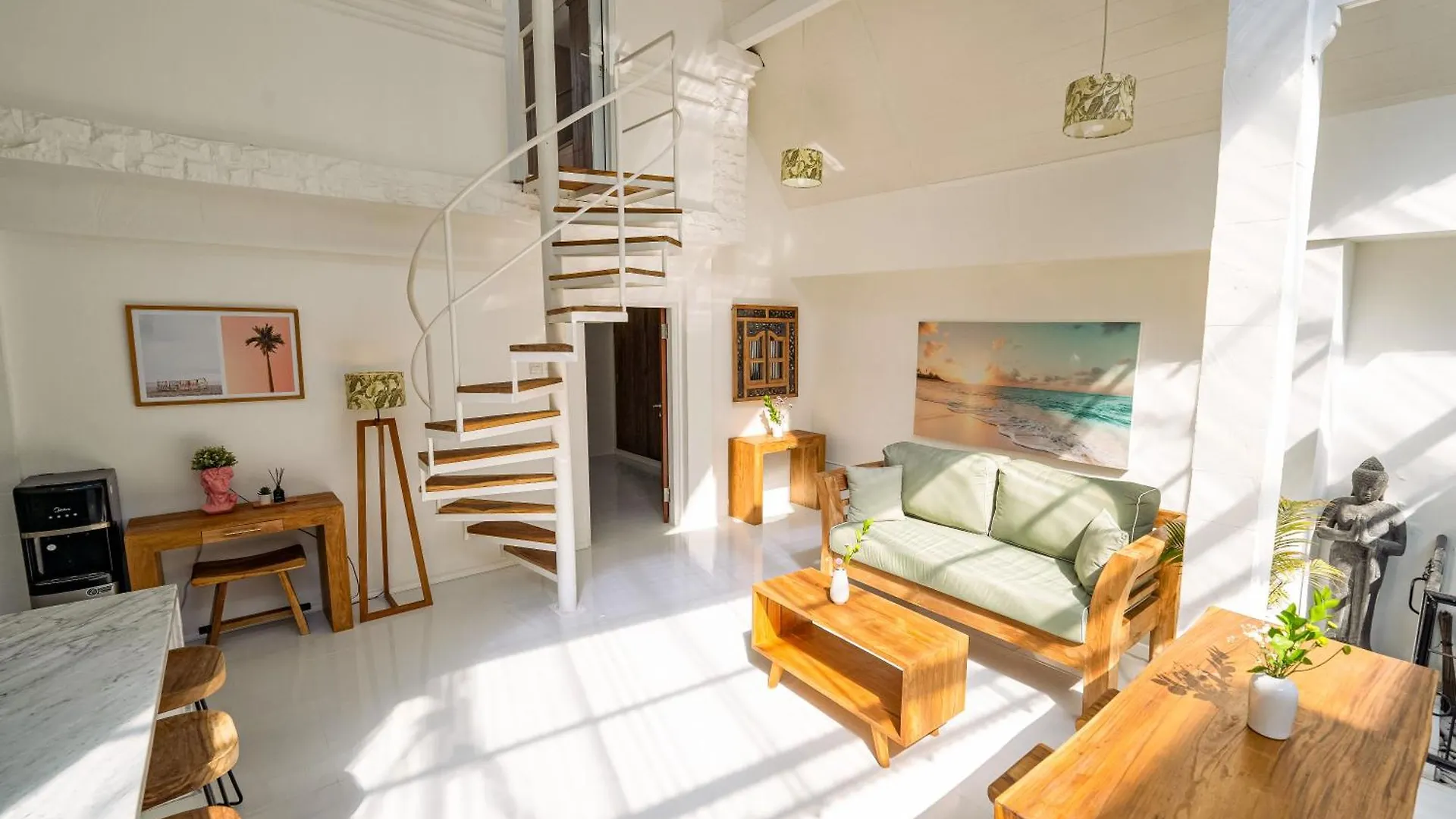 Spacious 3 Bedroom Villa With Private Pool And Billiards Seminyak  Indonesia