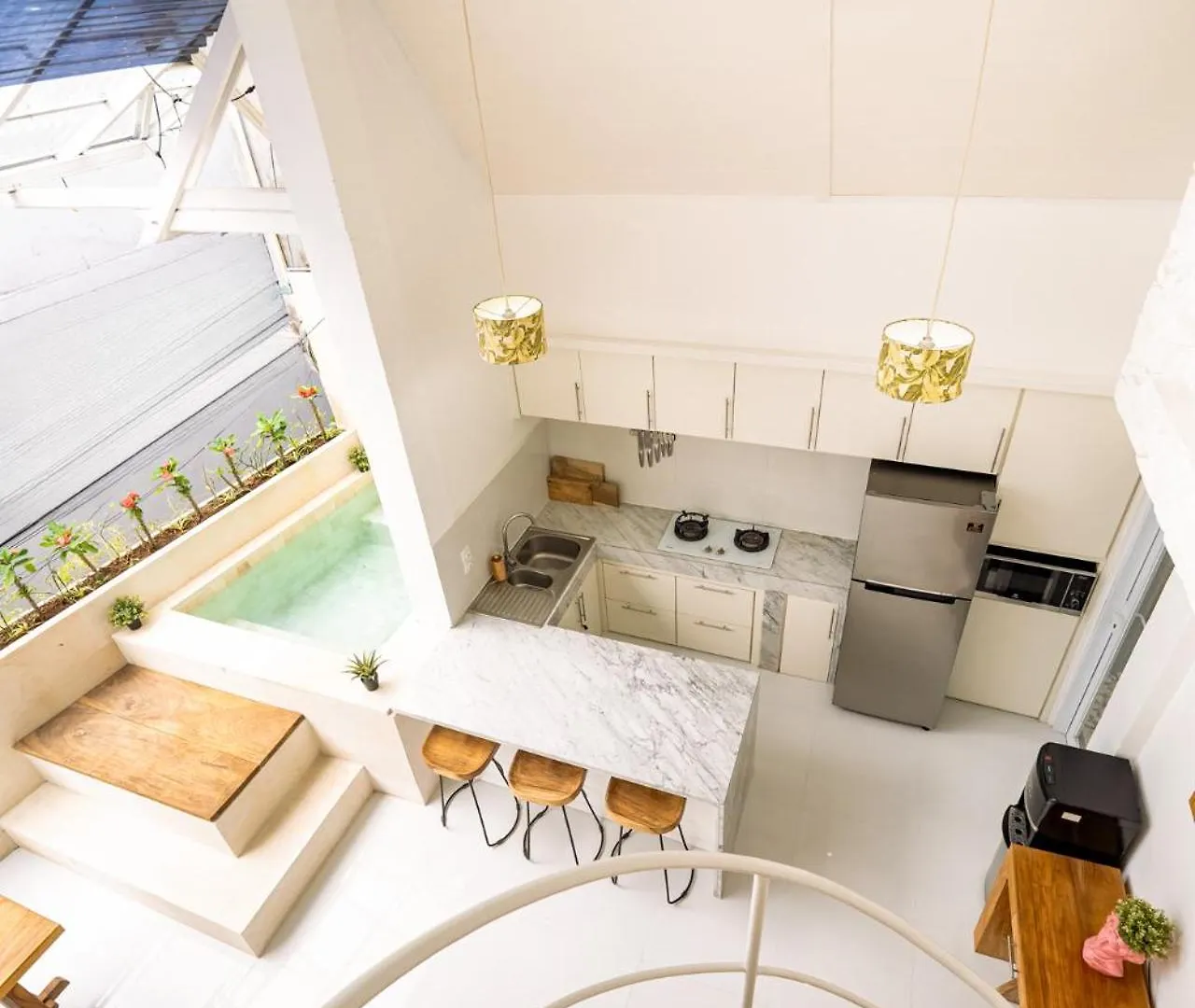 Spacious 3 Bedroom Villa With Private Pool And Billiards Seminyak